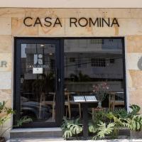 ベラクルスにあるHotel Villamarの看板の店前