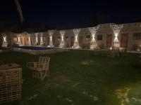 Bazén v ubytování فندق إريغن Erighin siwa hotel nebo v jeho okolí