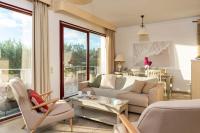 Posedenie v ubytovaní Triena Villas by PaxosRetreats