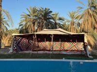 Bazén v ubytování فندق إريغن Erighin siwa hotel nebo v jeho okolí