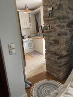 Kuchyňa alebo kuchynka v ubytovaní Bella's Rustic Suites