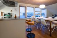 Ilulissat Stay - 4-bedroom villa with sea view and hot tubの見取り図または間取り図