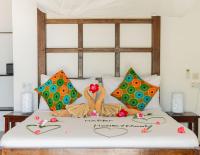 Jaribu Beach Hotelにあるベッド