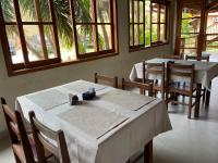 En restaurant eller et andet spisested på Pousada Fazenda do Engenho
