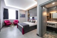 Postel nebo postele na pokoji v ubytování 216 Prestige Hotel