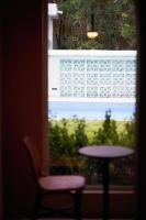 Mila Zai Ye Wai Guest House Shanghaiにあるバルコニーまたはテラス