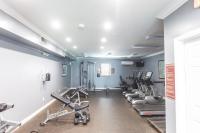 Das Fitnesscenter und&#47;oder die Fitnesseinrichtungen in der Unterkunft ONE More Sandy Day - 2BR 2BA Beach Condo, Sleeps 6