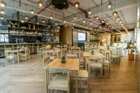 Un restaurant u otro lugar para comer en Mutuo Vive