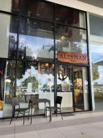 Restaurace v ubytování Mactan Newtown Boulevard Studio