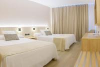 Postel nebo postele na pokoji v ubytování Hotel Best Oasis Tropical