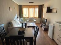Posezení v ubytování Sunrise Apartment Pamporovo