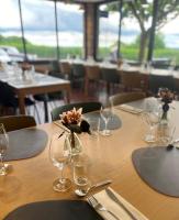 Restaurace v ubytování Hôtel Les Hauts de Meursault