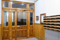 Půdorys ubytování Renovated and Modern- 3Bd 2Bth- Anton Martin