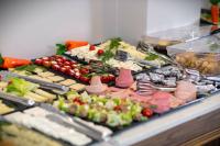 Еда / где поесть недалеко от отеля