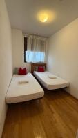 Postel nebo postele na pokoji v ubytování Apartments Madrid Suite Aeropuerto, IFEMA