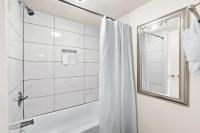 SunDestin Resort Unit 0217にあるバスルーム