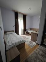 Postel nebo postele na pokoji v ubytování Къща за гости Савана, Пловдив, летище Пловдив, Ягодово