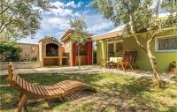 Vonkajšia záhrada v ubytovaní Holiday Home Peroj I