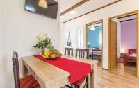 Posedenie v ubytovaní Holiday Home Peroj I