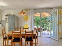 Kuchnia lub aneks kuchenny w obiekcie Apartments Savic