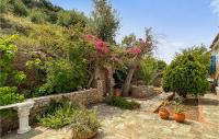 Vonkajšia záhrada v ubytovaní Stunning Home In Mantineia Messinia