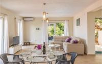 Posezení v ubytování Holiday Home Gornji Tucepi 36