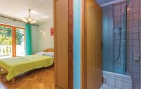 Posteľ alebo postele v izbe v ubytovaní Nice Apartment In Povile With Wifi