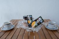 Příslušenství pro přípravu čaje a kávy v ubytování la casita del puente viejo