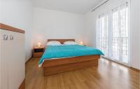 Posteľ alebo postele v izbe v ubytovaní Apartment Sibenik With Sea View Ii