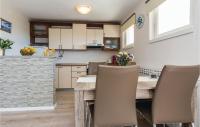 Kuchyň nebo kuchyňský kout v ubytování Apartment Kozino I