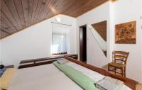 Posteľ alebo postele v izbe v ubytovaní Beautiful Home In Fuzine With Sauna
