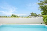 Bazén v ubytování Venice Beach Village Hua Hin Pool Villa nebo v jeho okolí