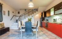 A kitchen or kitchenette at Amazing Home In Kokari
