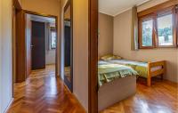 Posteľ alebo postele v izbe v ubytovaní Amazing Apartment In Banjole With Wifi