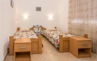 Posteľ alebo postele v izbe v ubytovaní Apartment Put Brdonje Iii