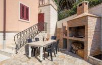 Balkón alebo terasa v ubytovaní Awesome Apartment In Veli Losinj
