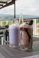 Băuturi la Hotel Manadia