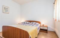 Posteľ alebo postele v izbe v ubytovaní Five-Bedroom Holiday Home In Orebic