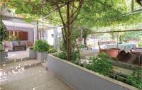 Vonkajšia záhrada v ubytovaní Five-Bedroom Holiday Home In Orebic