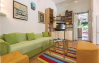 Kuchyňa alebo kuchynka v ubytovaní Apartment Makarska Lxxxi