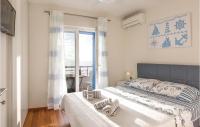 Posteľ alebo postele v izbe v ubytovaní Four-Bedroom Holiday Home In Brist