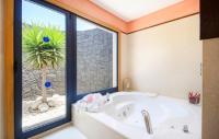 A bathroom at Nice Home In Playa Blanca With Sauna