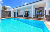 The swimming pool at or close to Nice Home In Playa Blanca With Sauna