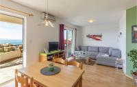 TV a/nebo společenská místnost v ubytování Apartment Makarska Put Zuke Vi