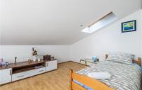 Posteľ alebo postele v izbe v ubytovaní 2 Bedroom Amazing Apartment In Drazice