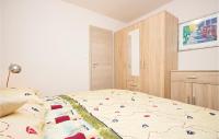 Posteľ alebo postele v izbe v ubytovaní Three-Bedroom Holiday Home In Premantura
