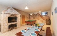 Plán poschodí v ubytovaní Six-Bedroom Holiday Home In Omis