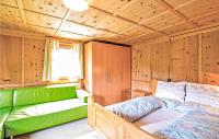Łóżko lub łóżka w pokoju w obiekcie Ferienhaus Naehe Ischgl