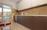 Kuchyňa alebo kuchynka v ubytovaní Apartment Prigradica 55