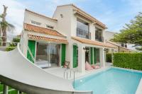 Bazén v ubytování Venice Beach Village Hua Hin Pool Villa nebo v jeho okolí